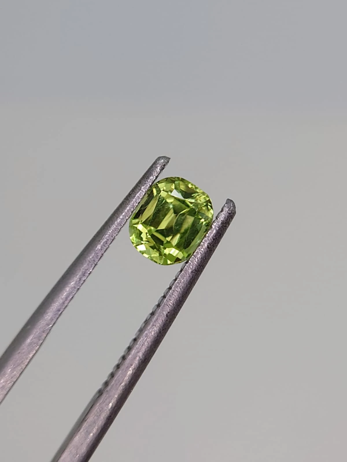 0.60ct Natural Cushion Cut Peridot from Pakistan — view 4